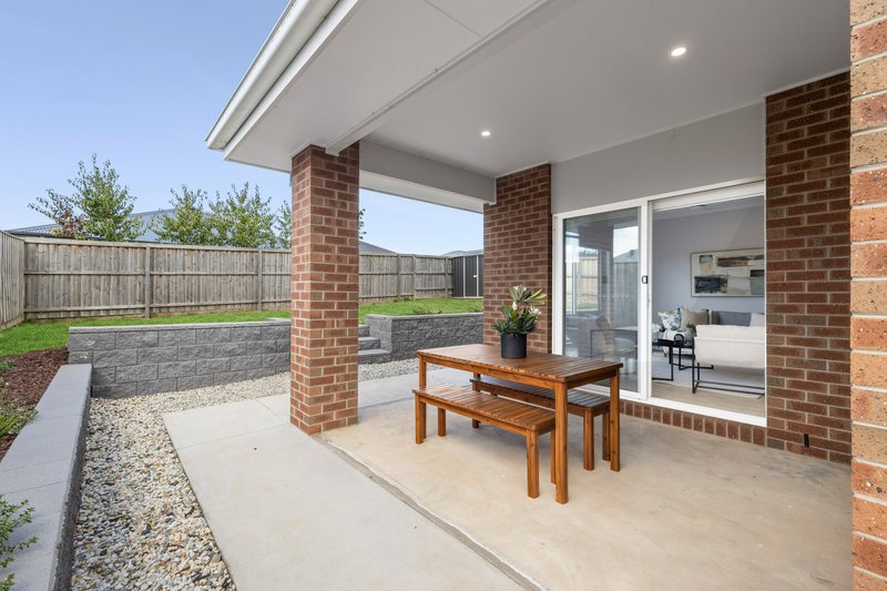 Photo - 5 Amber Rise, Kyneton VIC 3444 - Image 16