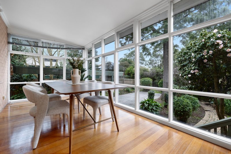 Photo - 5 Amboina Avenue, Mitcham VIC 3132 - Image 5