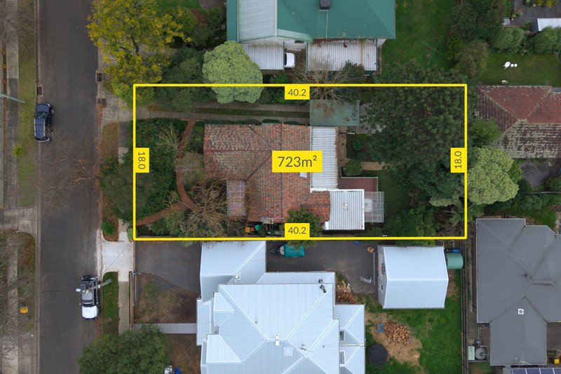 Photo - 5 Amboina Avenue, Mitcham VIC 3132 - Image 10