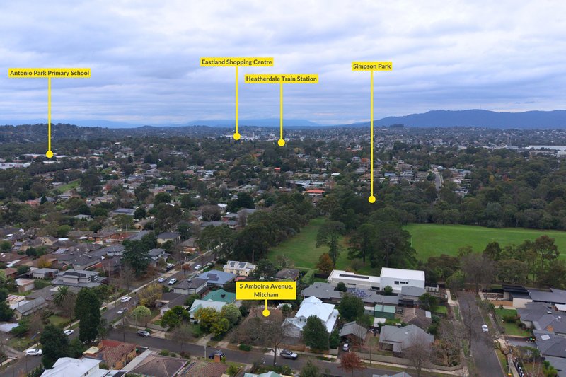 Photo - 5 Amboina Avenue, Mitcham VIC 3132 - Image 11