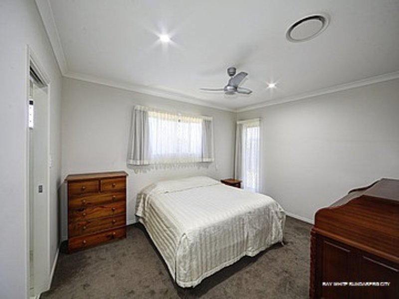 Photo - 5 Amronel Close, Innes Park QLD 4670 - Image 12