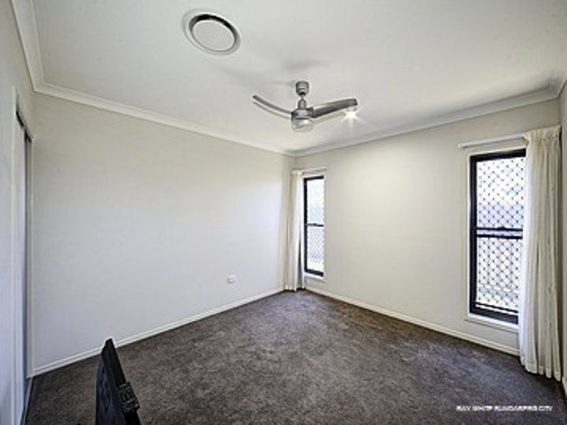 Photo - 5 Amronel Close, Innes Park QLD 4670 - Image 15