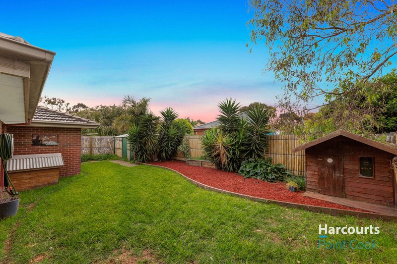 Photo - 5 Andrew Chirnside Avenue, Seabrook VIC 3028 - Image 27