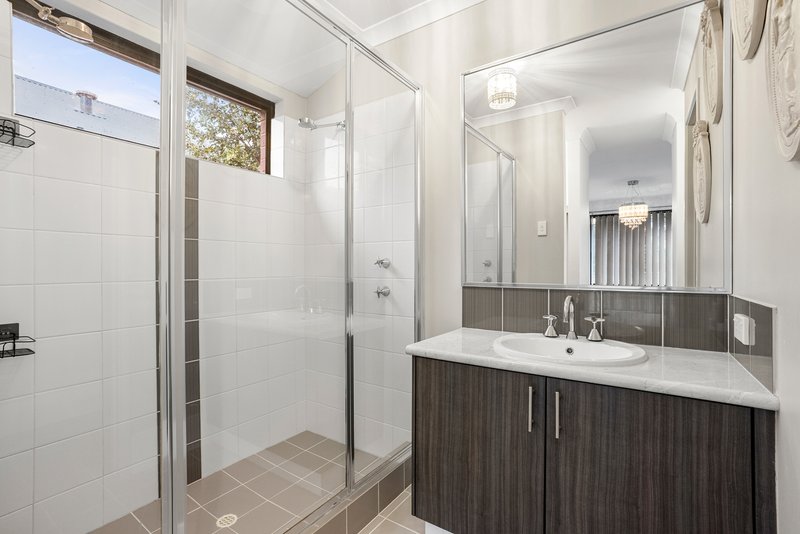 Photo - 5 Angerton Mews, Baldivis WA 6171 - Image 2