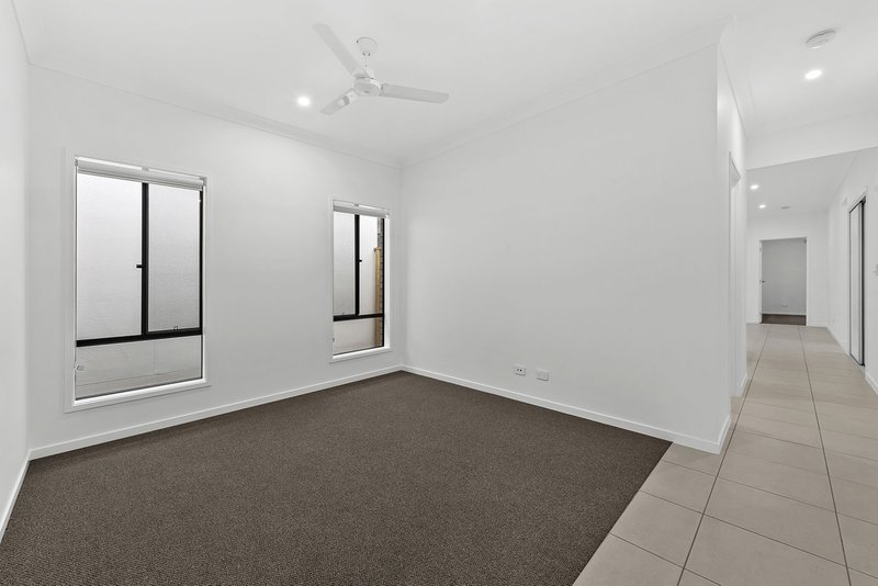 Photo - 5 Angus Street, Jimboomba QLD 4280 - Image 7