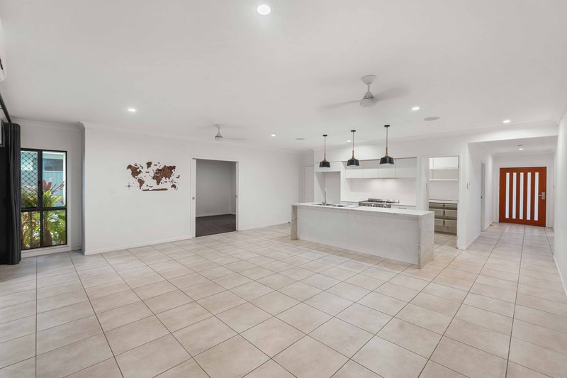 Photo - 5 Anjanette Access, Edmonton QLD 4869 - Image 3