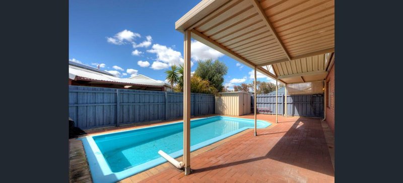 5 Anna Plains Circle, Ellenbrook WA 6069