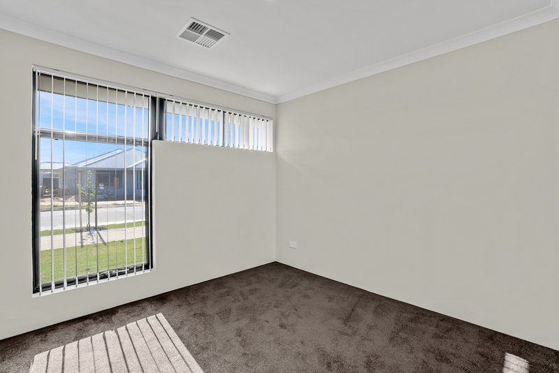 Photo - 5 Annabelle Way, Baldivis WA 6171 - Image 11