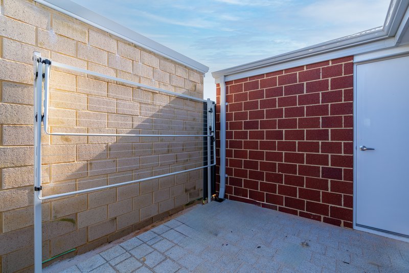 Photo - 5 Annabelle Way, Baldivis WA 6171 - Image 18