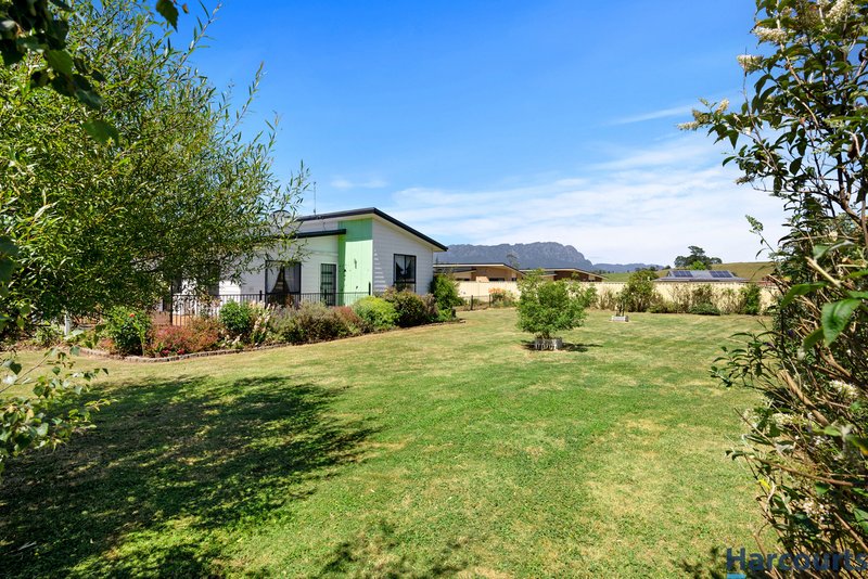 Photo - 5 Annie Place, Sheffield TAS 7306 - Image 2