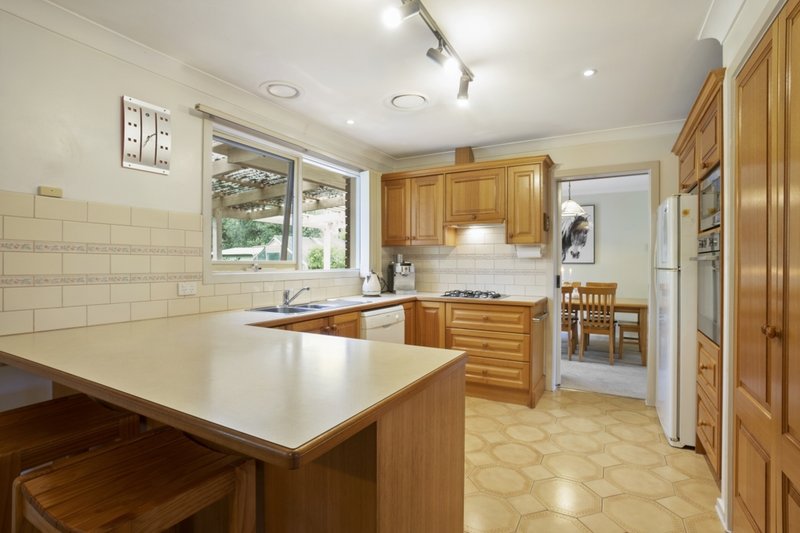 Photo - 5 Anton Close, Werribee VIC 3030 - Image 5