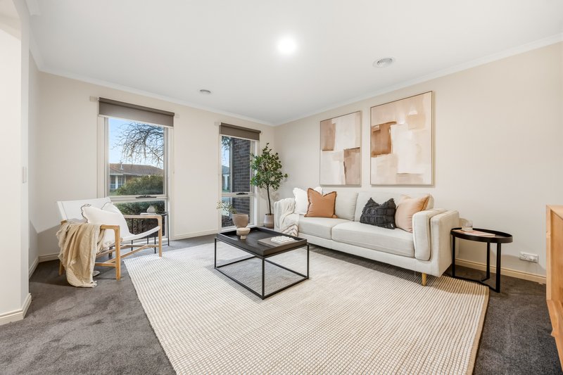 Photo - 5 Argyle Crescent, Alfredton VIC 3350 - Image 6