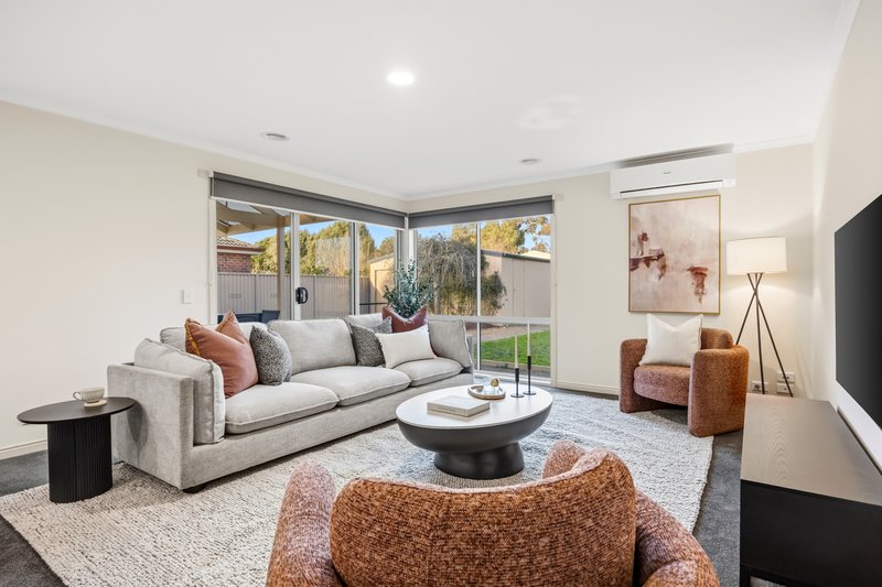 Photo - 5 Argyle Crescent, Alfredton VIC 3350 - Image 13