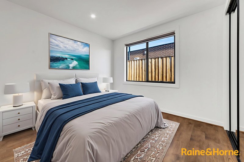 Photo - 5 Arkbar Avenue, Deanside VIC 3336 - Image 10