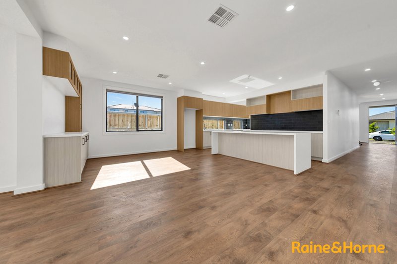 Photo - 5 Arkbar Avenue, Deanside VIC 3336 - Image 20