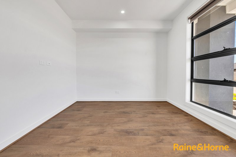 Photo - 5 Arkbar Avenue, Deanside VIC 3336 - Image 25