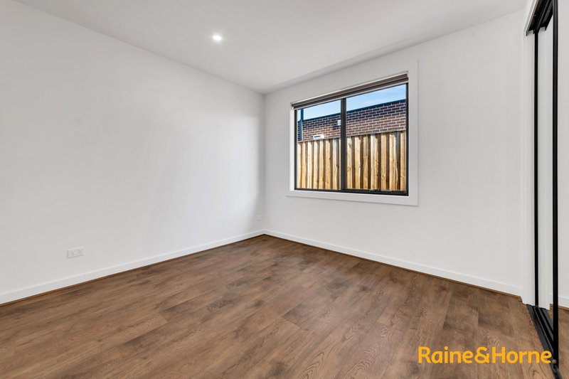 Photo - 5 Arkbar Avenue, Deanside VIC 3336 - Image 29