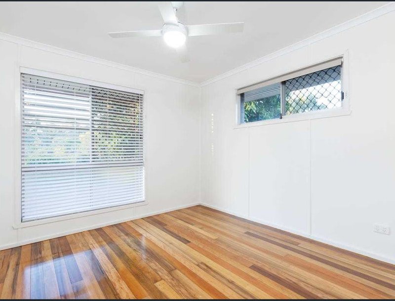 Photo - 5 Arkins Court, Goodna QLD 4300 - Image 8