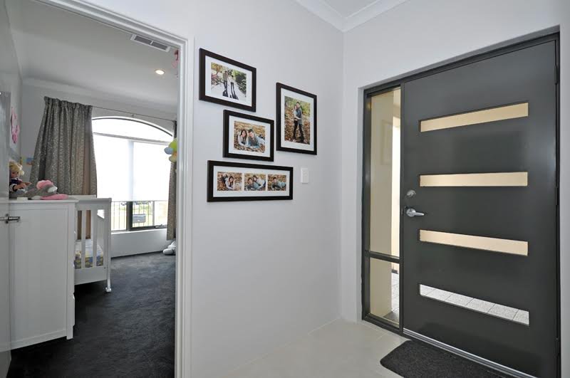 Photo - 5 Arley Lane, Brabham WA 6055 - Image 2