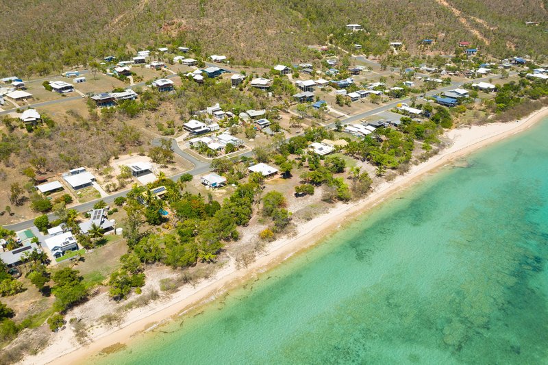 5 Armit Court, Hideaway Bay QLD 4800