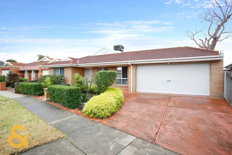 Photo - 5 Armstrong Court, Roxburgh Park VIC 3064 - Image 10