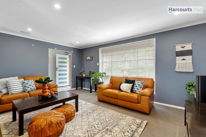 Photo - 5 Aroona Road, Hallett Cove SA 5158 - Image 3