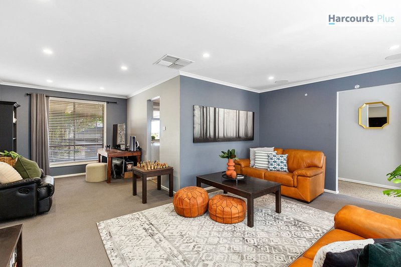 Photo - 5 Aroona Road, Hallett Cove SA 5158 - Image 4