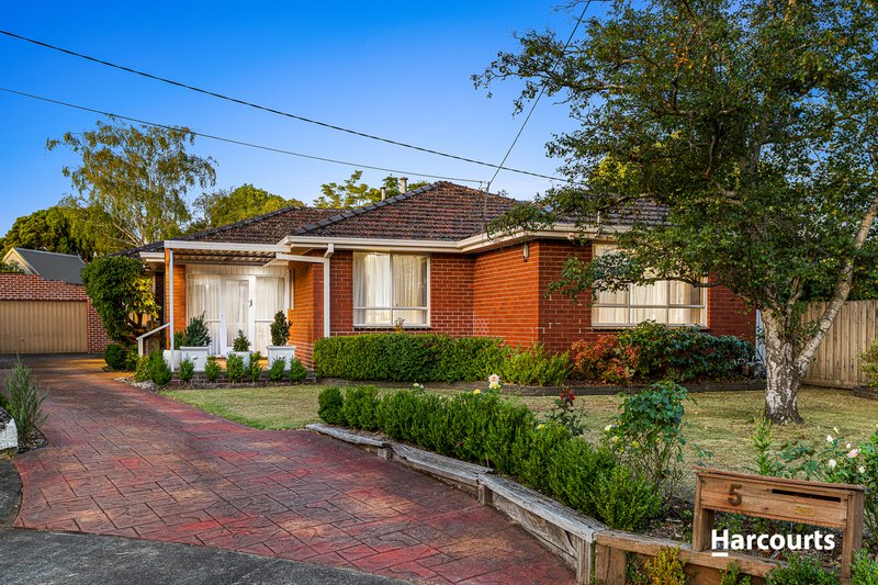 5 Aruma Court, Burwood East VIC 3151