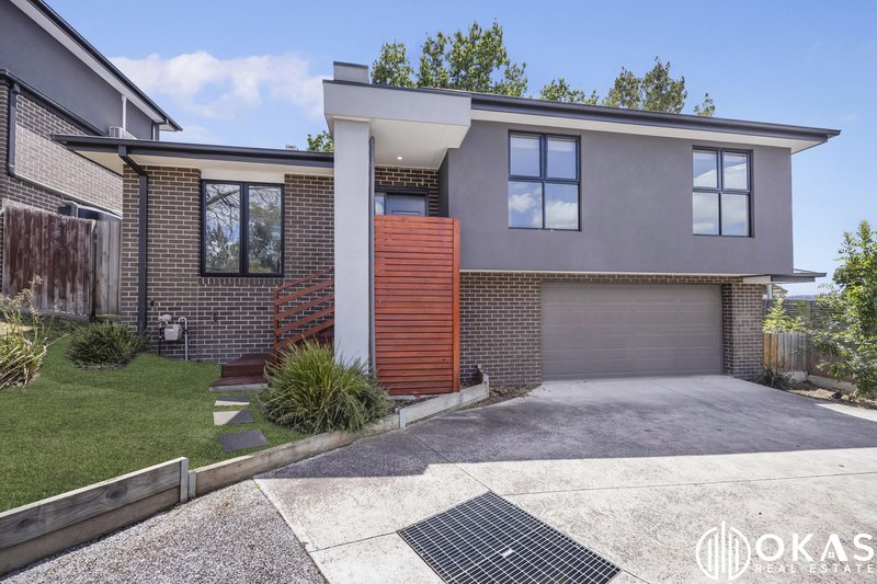 Photo - 5 Aryan Close, Mooroolbark VIC 3138 - Image 2