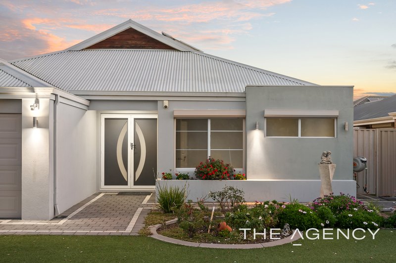 Photo - 5 Ascot Lane, Harrisdale WA 6112 - Image 2