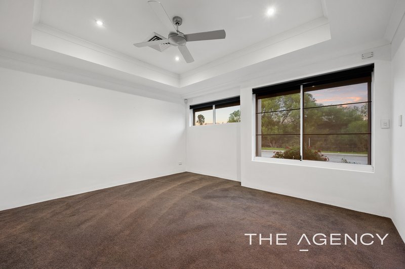 Photo - 5 Ascot Lane, Harrisdale WA 6112 - Image 18