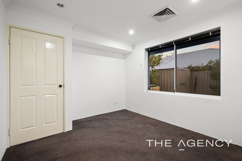 Photo - 5 Ascot Lane, Harrisdale WA 6112 - Image 25