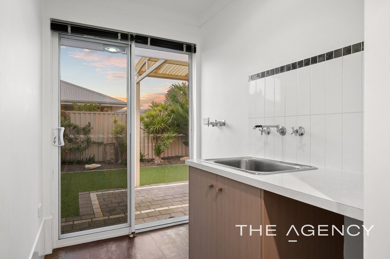 Photo - 5 Ascot Lane, Harrisdale WA 6112 - Image 27
