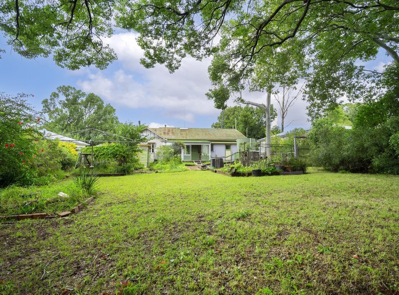 Photo - 5 Ascot Street, Newtown QLD 4350 - Image 12