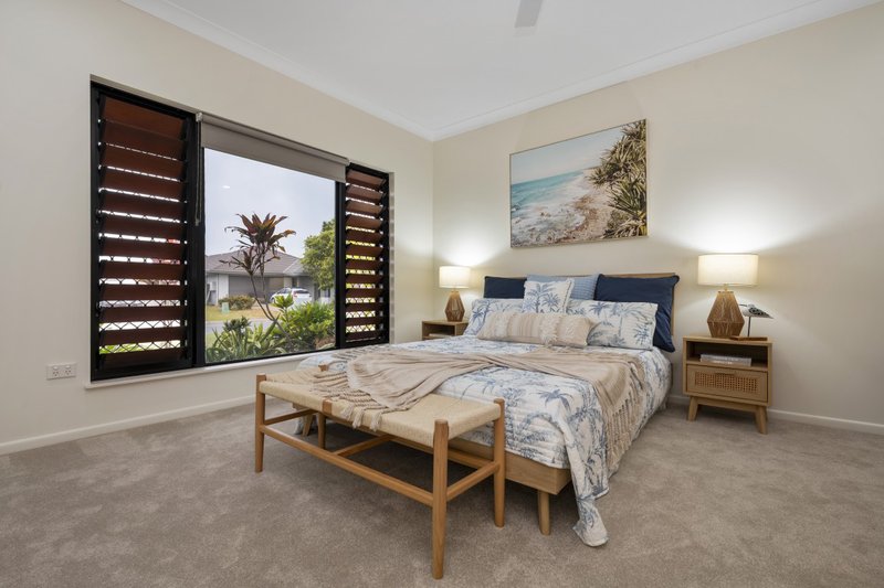 Photo - 5 Ashmore Crescent, Burdell QLD 4818 - Image 7
