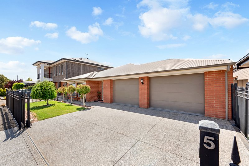 Photo - 5 Ashwin Street, Angle Vale SA 5117 - Image 2