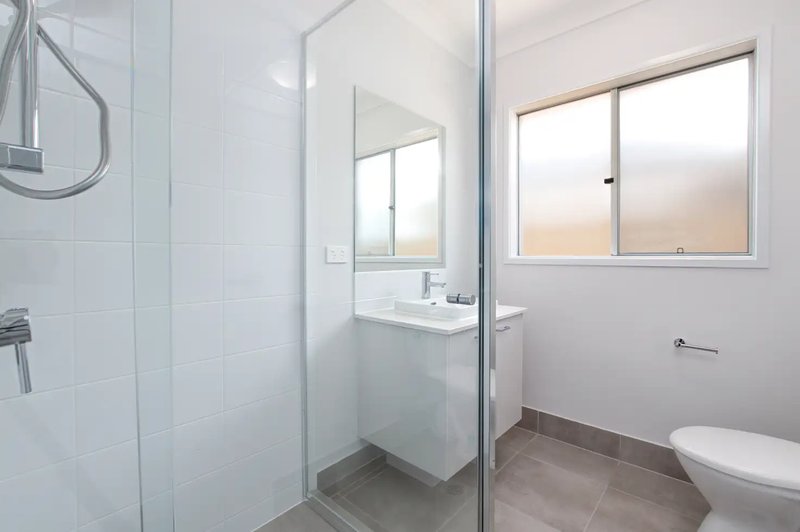 Photo - 5 Ashwood Circuit, Chambers Flat QLD 4133 - Image 6