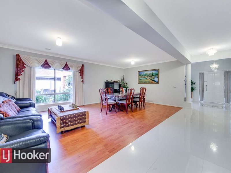 Photo - 5 Asling Street, Springvale South VIC 3172 - Image 6