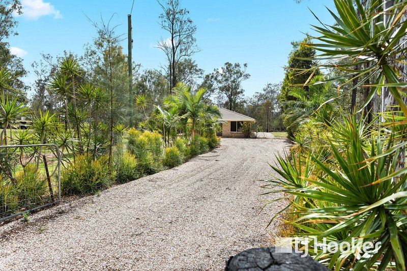 Photo - 5 Aspen Court, Regency Downs QLD 4341 - Image 3