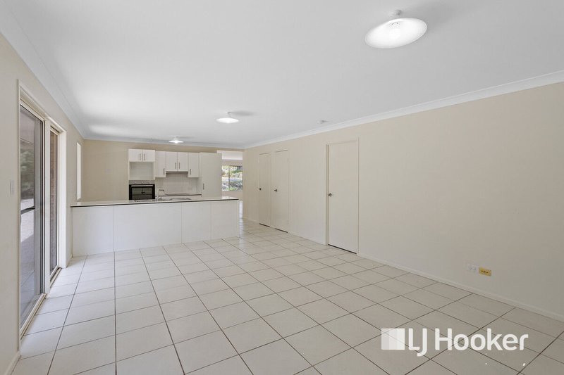 Photo - 5 Aspen Court, Regency Downs QLD 4341 - Image 11