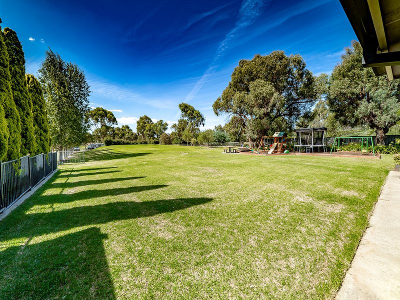 Photo - 5 Aspen Road, Springvale NSW 2650 - Image 18