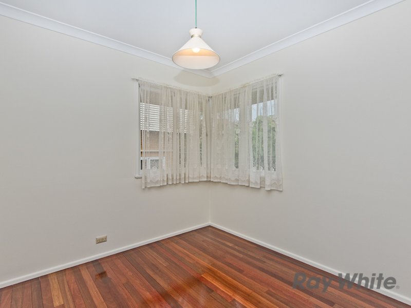 Photo - 5 Aspleybank Street, Aspley QLD 4034 - Image 12