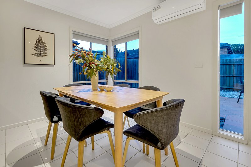 Photo - 5 Astley Walk, Roxburgh Park VIC 3064 - Image 13