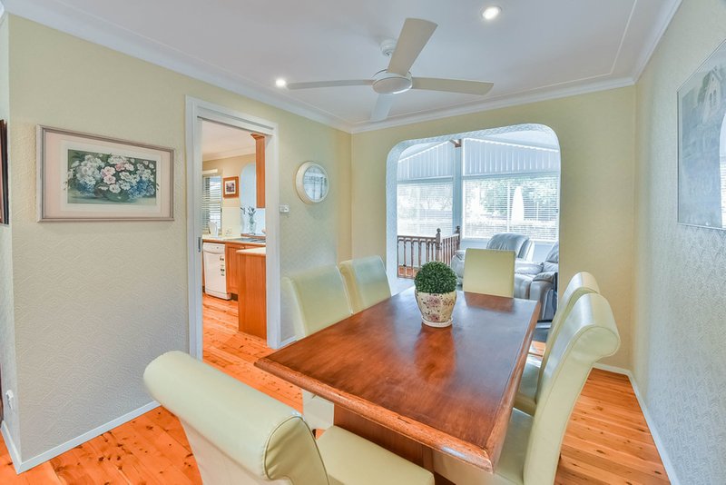 Photo - 5 Athel Tree Crescent, Bradbury NSW 2560 - Image 4