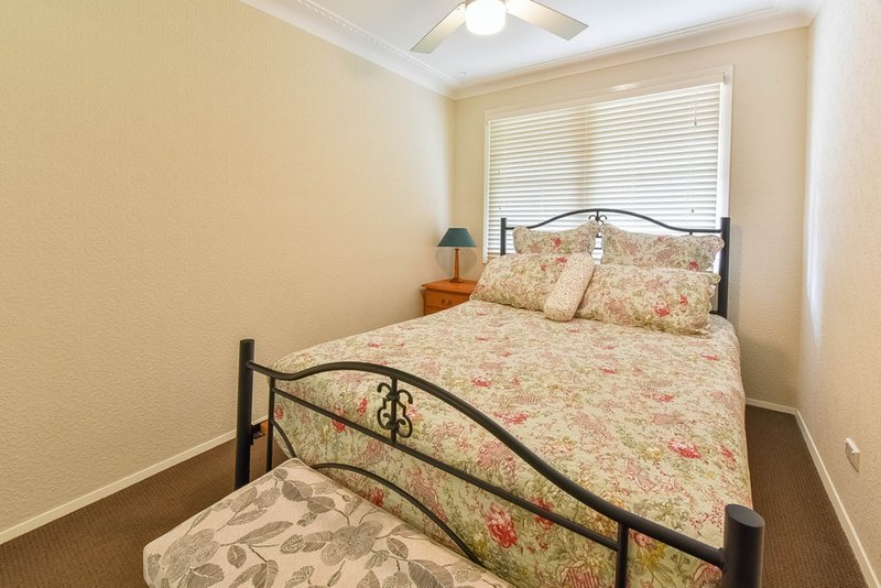 Photo - 5 Athel Tree Crescent, Bradbury NSW 2560 - Image 6