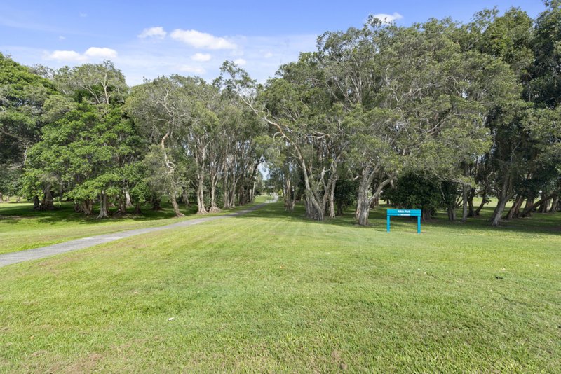 Photo - 5 Atkin Street, Tugun QLD 4224 - Image 10