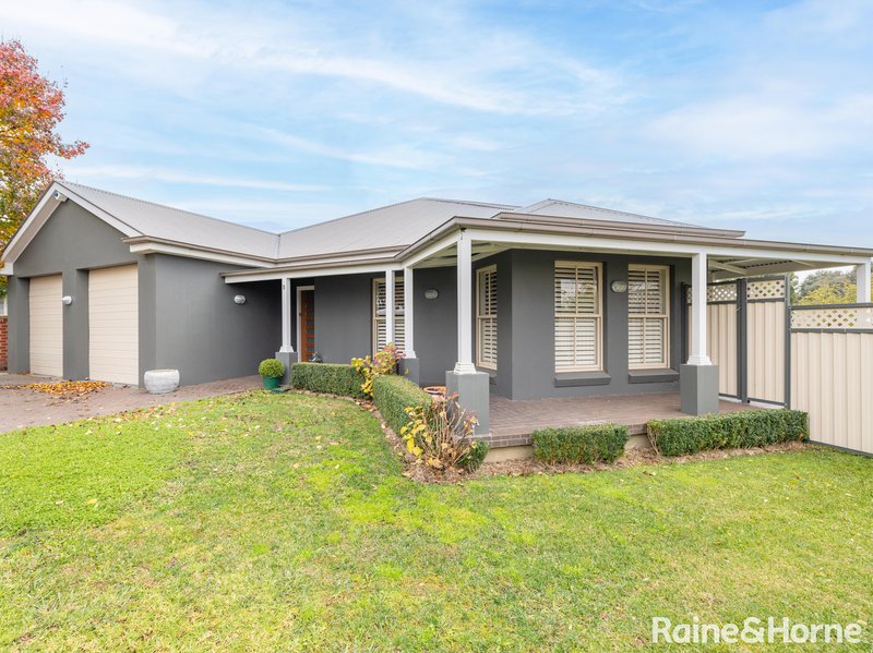 5 Augusta Close, Robin Hill NSW 2795