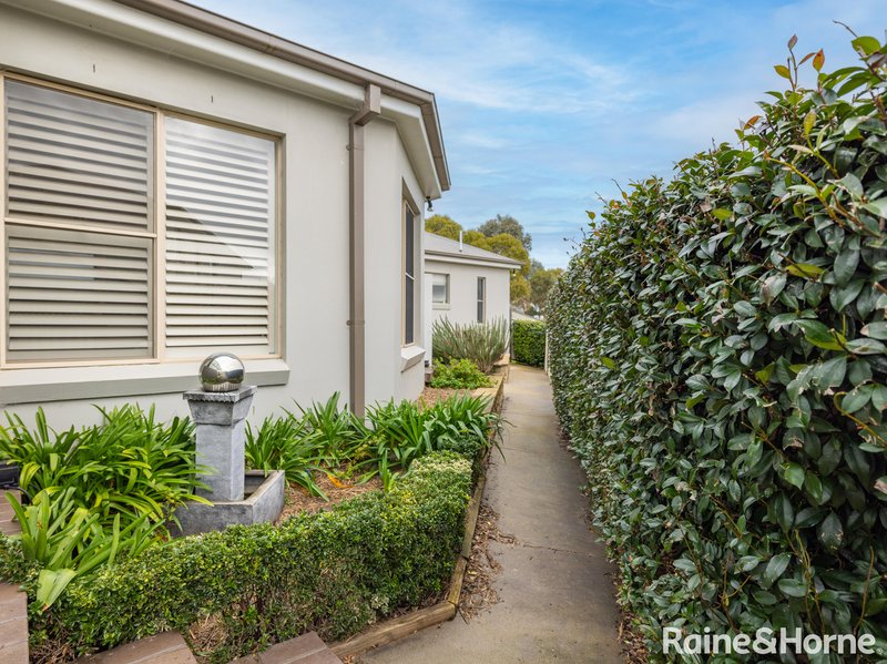 Photo - 5 Augusta Close, Robin Hill NSW 2795 - Image 17