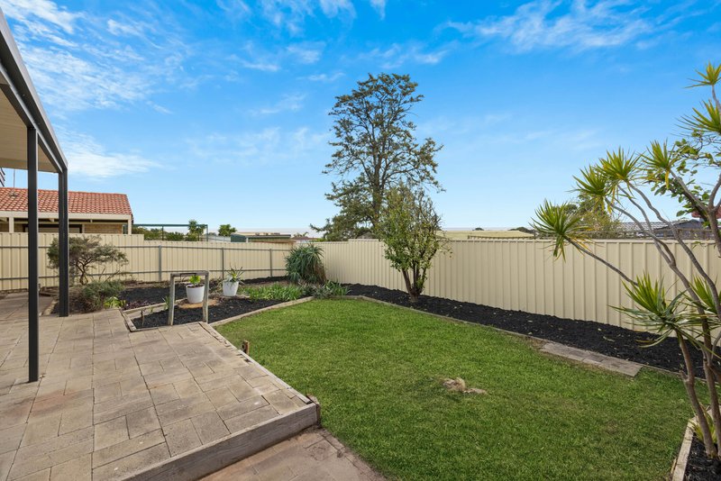 Photo - 5 Aurora Street, Hallett Cove SA 5158 - Image 5