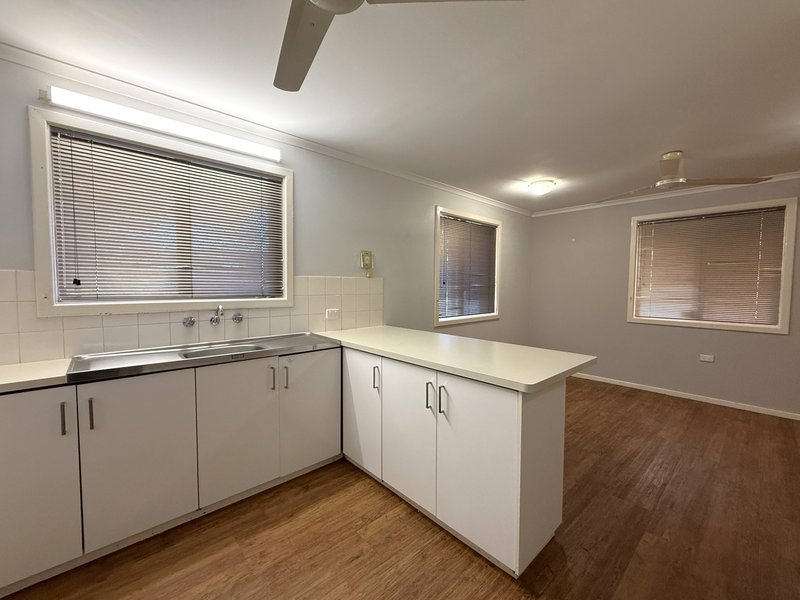 Photo - 5 Ausburn Place, Nickol WA 6714 - Image 3